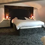 La Demeure Des 2 Tresors Otel