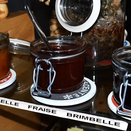 La Demeure Des 2 Tresors فندق لابْريسْ