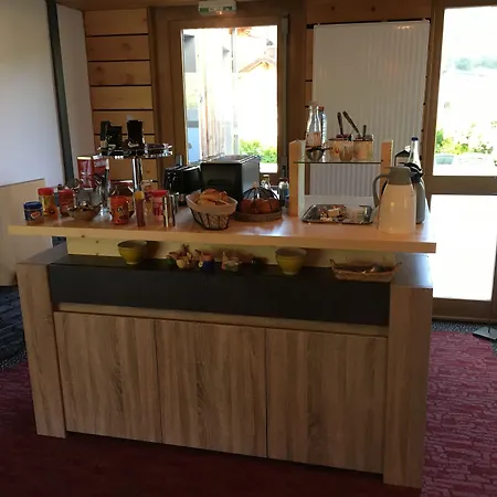 La Demeure Des 2 Tresors 3* لابْريسْ