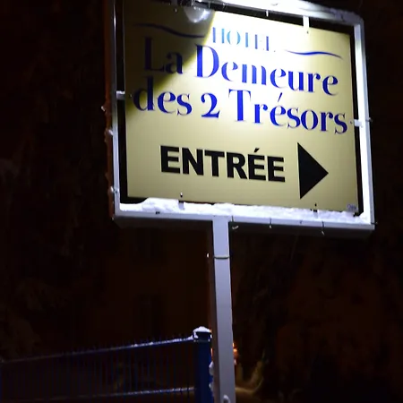 La Demeure Des 2 Tresors 호텔 3*