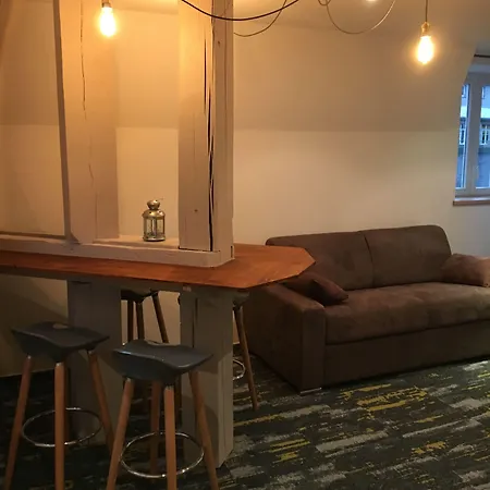 La Demeure Des 2 Tresors 3* لابْريسْ