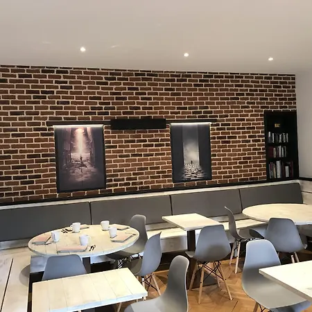 La Demeure Des 2 Tresors فندق 3*