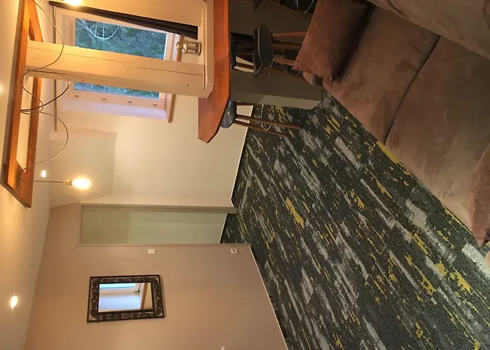 La Demeure Des 2 Tresors Hotel