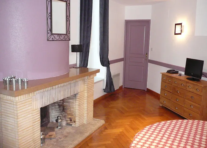 La Demeure Des 2 Tresors Hotel