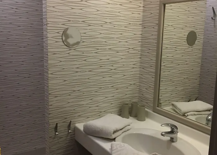 La Demeure Des 2 Tresors Hotel 3*