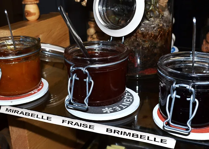 La Demeure Des 2 Tresors Hotel 3*